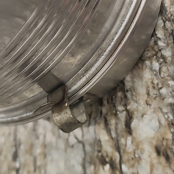 Vintage Regal Ware Cake & Pie Carrier - Picture 6 of 16